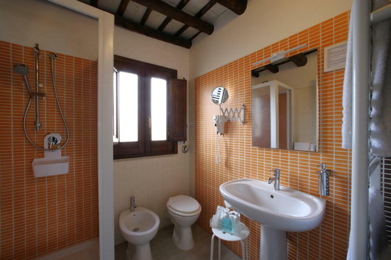 I Colori Del Vento B&B 瓦尔德利切 外观 照片